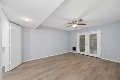 513 Hunters Glen Street, Lewisville, TX 75067 - Photo 14