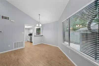 513 Hunters Glen Street, Lewisville, TX 75067 - Photo 8