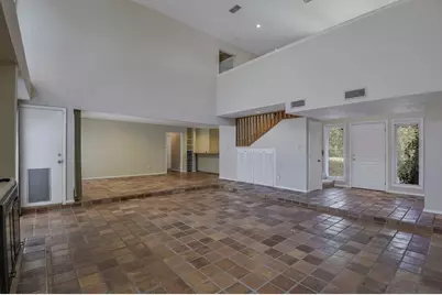 4708 Spring Creek Court, Arlington, TX 76017 - Photo 6