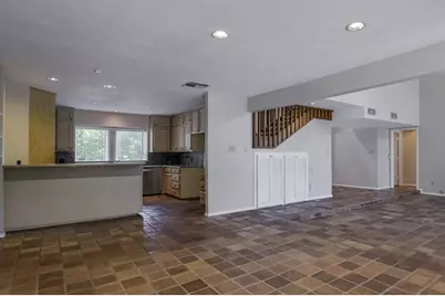 4708 Spring Creek Court, Arlington, TX 76017 - Photo 10