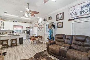 302 Tower Rd, Rio Vista, TX 76093 - Photo 18