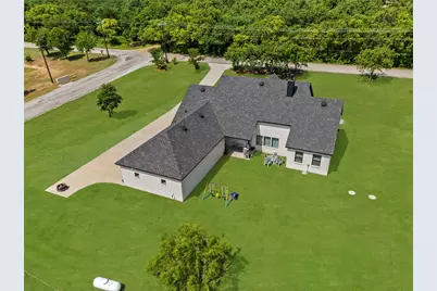 400 Adell Circle, Weatherford, TX 76088 - Photo 36