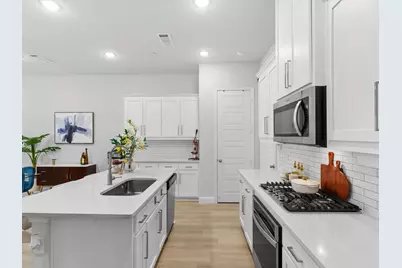 1903 Melinda Lane, Farmers Branch, TX 75234 - Photo 10
