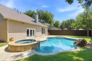 7947 Glade Hill Ct, Dallas, TX 75218 - Photo 24