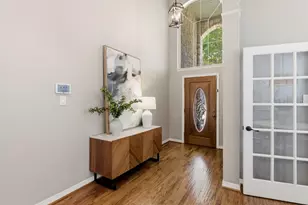 7947 Glade Hill Ct, Dallas, TX 75218 - Photo 2
