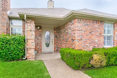 2045 Larkspur Drive, Carrollton, TX 75010 - Photo 4