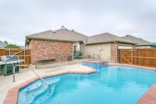 2045 Larkspur Dr, Carrollton, TX 75010 - Photo 36