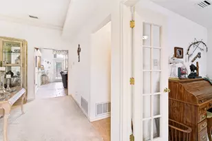 2045 Larkspur Dr, Carrollton, TX 75010 - Photo 6