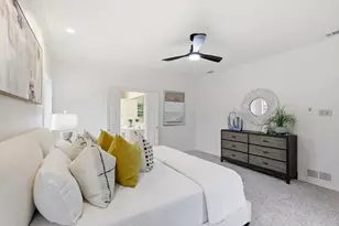 9017 Laredo Dr, Irving, TX 75063 - Photo 16