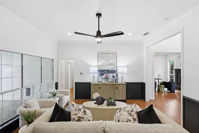 9017 Laredo Drive, Irving, TX 75063 - Photo 8