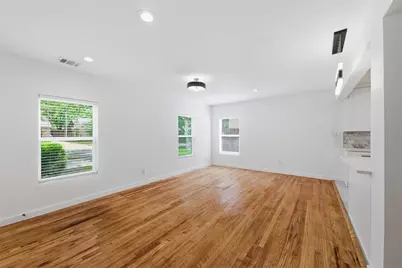 2228 Goldenrod Avenue, Fort Worth, TX 76111 - Photo 6