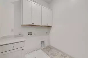 8391 Challenger Ln, Frisco, TX 75034 - Photo 12