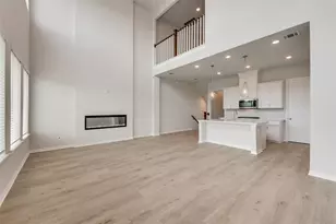 8391 Challenger Ln, Frisco, TX 75034 - Photo 4