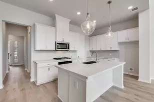 8391 Challenger Ln, Frisco, TX 75034 - Photo 6
