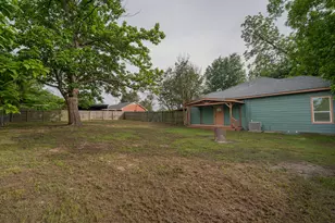 308 W Pine St, Winnsboro, TX 75494 - Photo 26