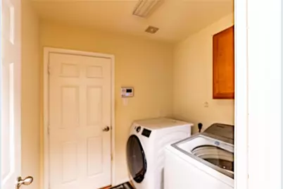 1906 Castaway Drive, Dallas, TX 75051 - Photo 22