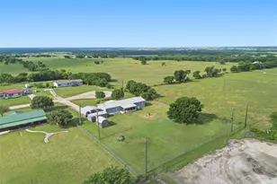 1650 Stony Valley Dr, Ponder, TX 76259 - Photo 32