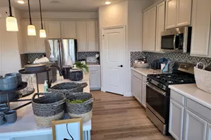 1001 Boyd Ln, Euless, TX 76040 - Photo 16