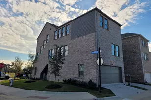 1001 Boyd Ln, Euless, TX 76040 - Photo 4