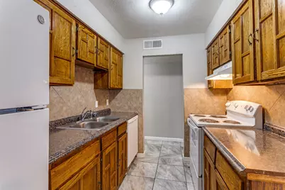 7100 Winchester Road, North Richland Hills, TX 76182 - Photo 6