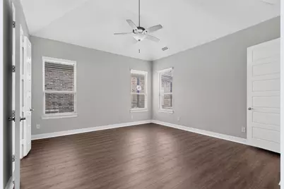 8261 Kentland Drive, Frisco, TX 75034 - Photo 20