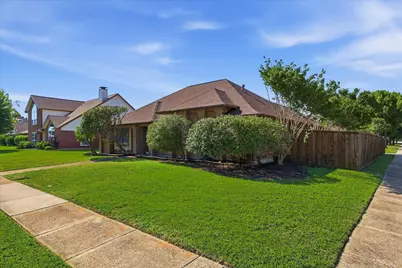 1774 Clydesdale Drive, Lewisville, TX 75067 - Photo 2