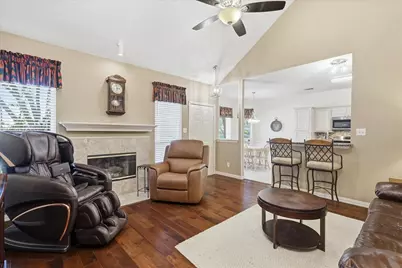 1740 Creekbend Drive, Lewisville, TX 75067 - Photo 6