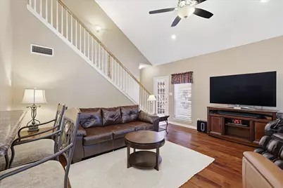 1740 Creekbend Drive, Lewisville, TX 75067 - Photo 4