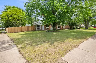1518 Reisen Dr, Garland, TX 75040 - Photo 1
