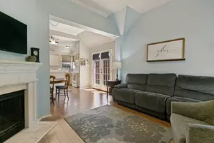 3673 Stockton Dr, Carrollton, TX 75010 - Photo 6