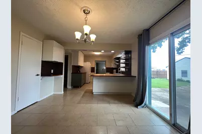 344 S Shore Place, Lewisville, TX 75067 - Photo 8