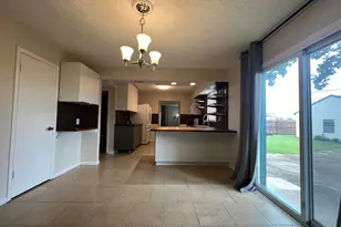 344 S Shore Pl, Lewisville, TX 75067 - Photo 8