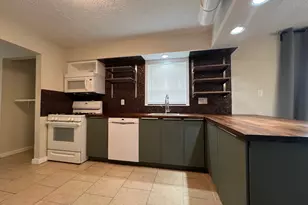 344 S Shore Pl, Lewisville, TX 75067 - Photo 6
