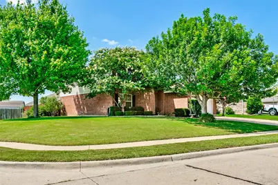 1208 Krista Drive, Burleson, TX 76028 - Photo 2