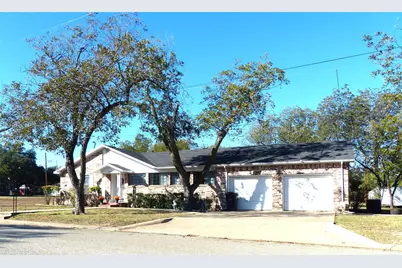 802 China, Brady, TX 76825 - Photo 4