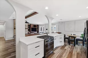 411 Lake Vista E, Highland Village, TX 75077 - Photo 8