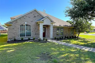 1090 Colleton Ln, Frisco, TX 75034 - Photo 2