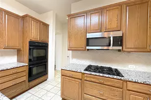 1090 Colleton Ln, Frisco, TX 75034 - Photo 8