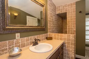 2241 W Rosedale St S, Fort Worth, TX 76110 - Photo 14