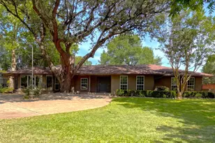 11083 Erhard Dr, Dallas, TX 75228 - Photo 2