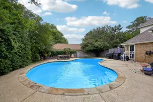 3710 Falcon Lake Dr, Arlington, TX 76016 - Photo 32