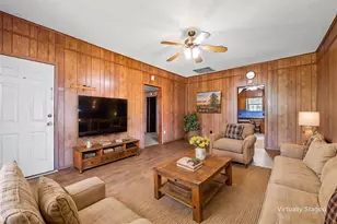 700 N 3rd St, McGregor, TX 76657 - Photo 2