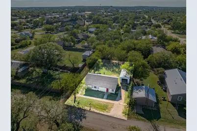 304 N Geneva Street, Breckenridge, TX 76424 - Photo 1