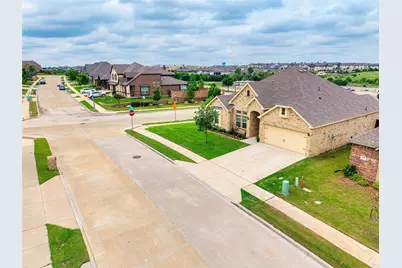 8628 Cloudyway Drive, Fort Worth, TX 76123 - Photo 32