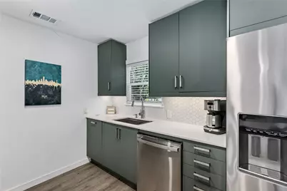 112 N Adams Avenue, Dallas, TX 75208 - Photo 8