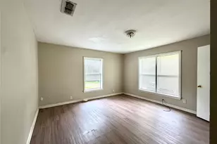 506 Edmonson Ave, Athens, TX 75751 - Photo 8