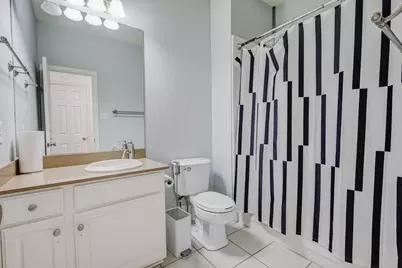9718 Wolf Creek Drive, Irving, TX 75063 - Photo 20