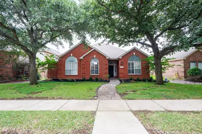 9718 Wolf Creek Drive, Irving, TX 75063 - Photo 1