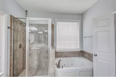 9718 Wolf Creek Drive, Irving, TX 75063 - Photo 24