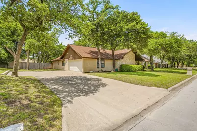 1014 N Charlotte Avenue, Stephenville, TX 76401 - Photo 4